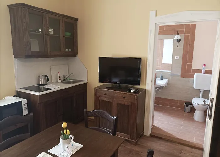 Thermália - Tulipán Maison d'hôtes 3*